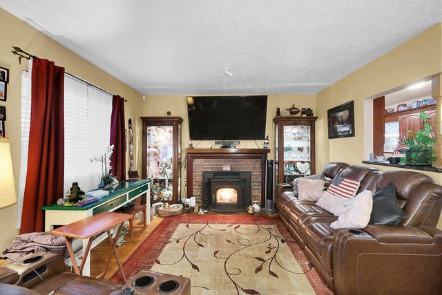 8383 Hallwood Blvd, Marysville, CA 95901