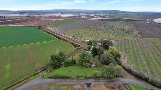 8383 Hallwood Blvd, Marysville, CA 95901