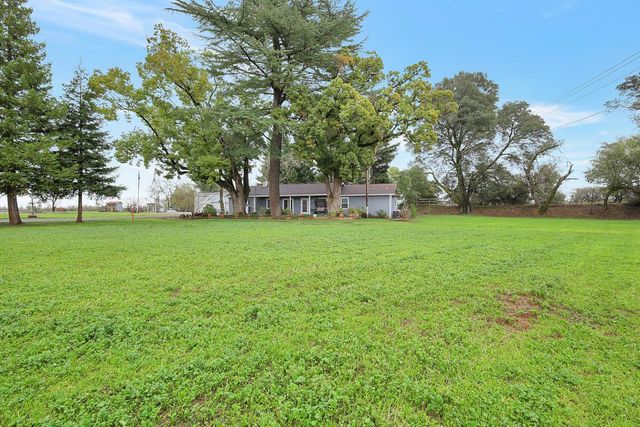 8383 Hallwood Blvd, Marysville, CA 95901