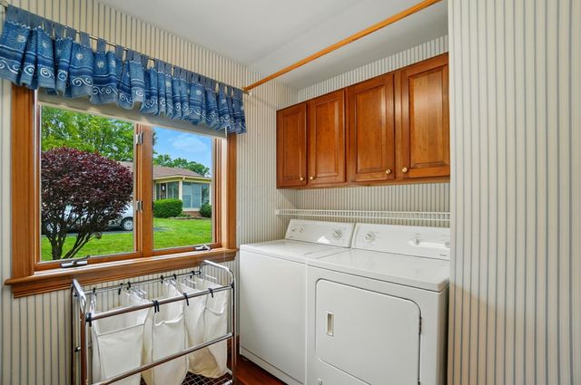 2085 Chickasaw Drive, London, OH 43140