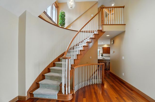 2085 Chickasaw Drive, London, OH 43140
