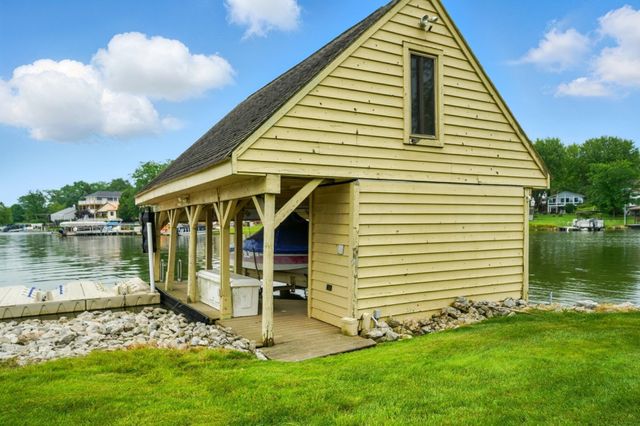 2085 Chickasaw Drive, London, OH 43140