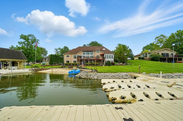 2085 Chickasaw Drive, London, OH 43140