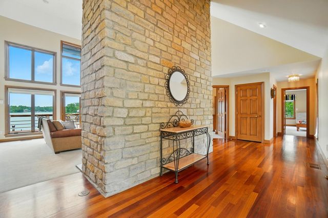 2085 Chickasaw Drive, London, OH 43140