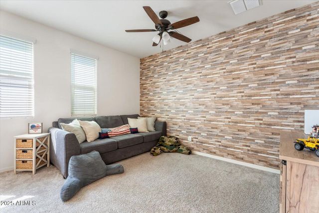 6830 N 88TH Drive, Glendale, AZ 85305