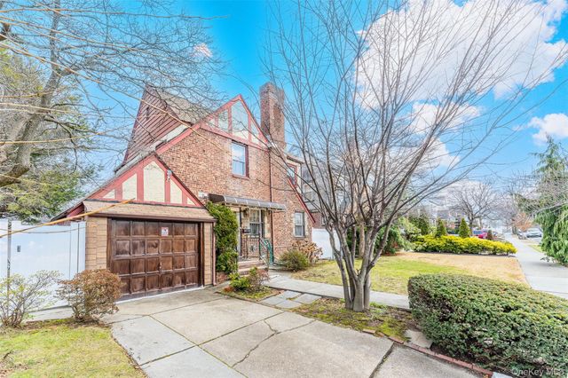 4719 192nd Street, Flushing, NY 11358