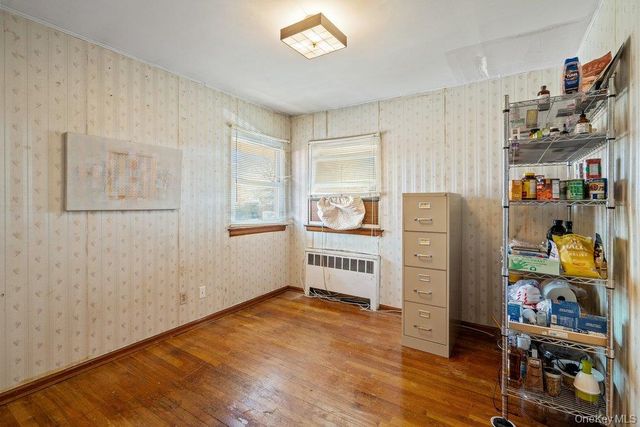 527 Alicia Drive, Westbury, NY 11590