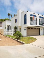 1921 Moss Beach Court, Grover Beach, CA 93433