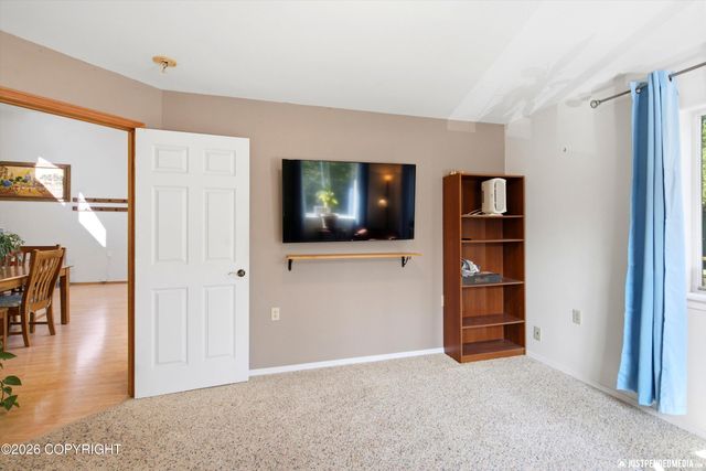 4005 N Fireweed Fields Drive, Wasilla, AK 99623