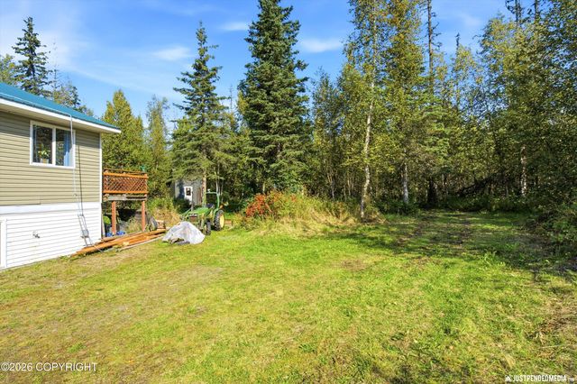 4005 N Fireweed Fields Drive, Wasilla, AK 99623