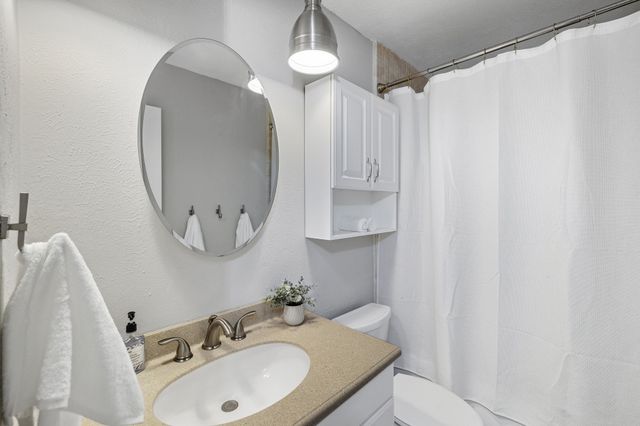 5044 Avery Lane, The Colony, TX 75056