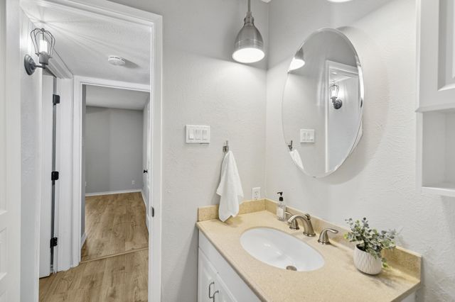 5044 Avery Lane, The Colony, TX 75056