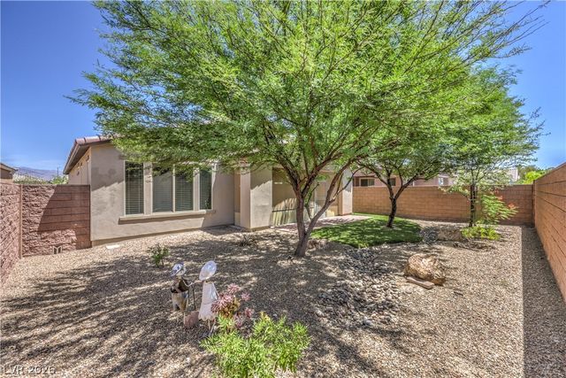 3633 Greenbriar Bluff Avenue, North Las Vegas, NV 89081