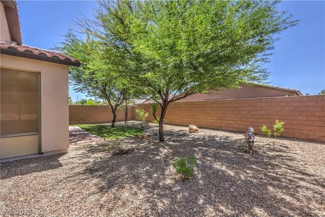 3633 Greenbriar Bluff Avenue, North Las Vegas, NV 89081