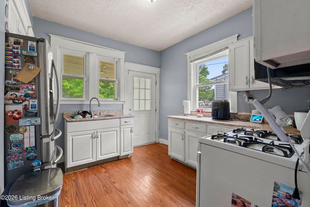 123 N 40th St, Louisville, KY 40212