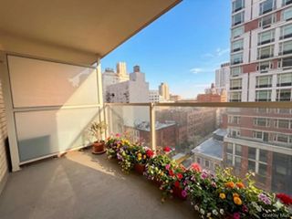 370 E 76th Street B1102, New York (manhattan), NY 10021