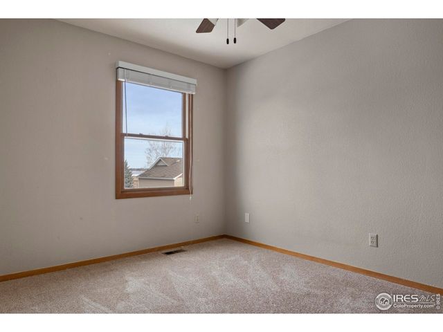 2384 Hampstead Dr, Loveland, CO 80538