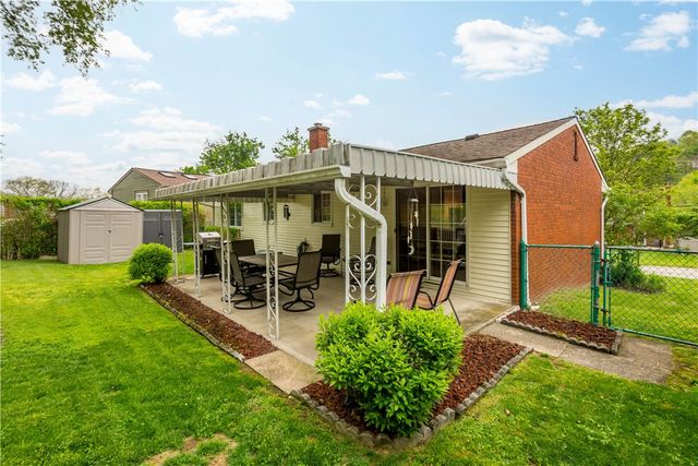 48 Woody Crest Dr, Whitehall, PA 15234