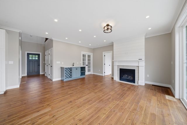 40 Ferncroft Rd, Braintree, MA 02184