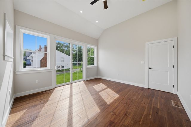 40 Ferncroft Rd, Braintree, MA 02184
