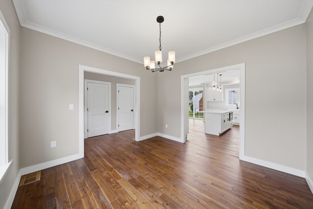 40 Ferncroft Rd, Braintree, MA 02184