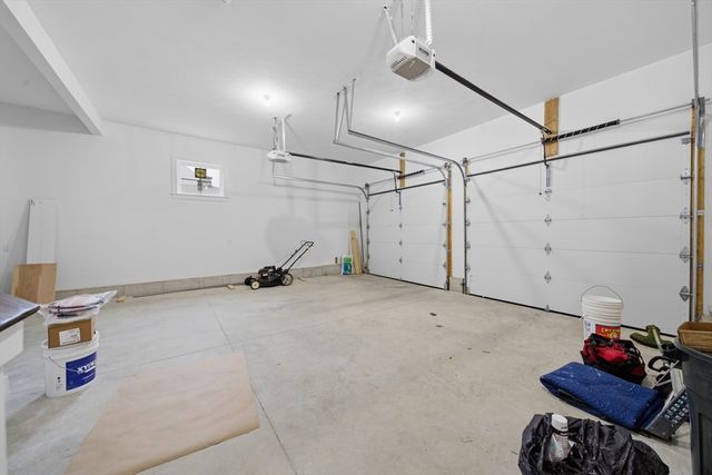 40 Ferncroft Rd, Braintree, MA 02184