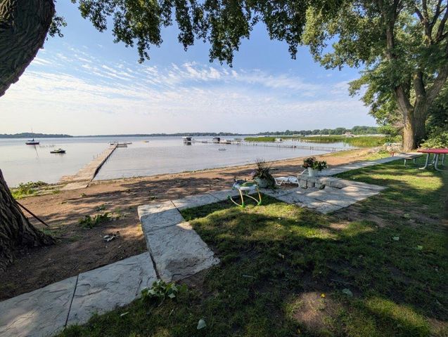 TBD Park Avenue, White Bear Lake, MN 55110