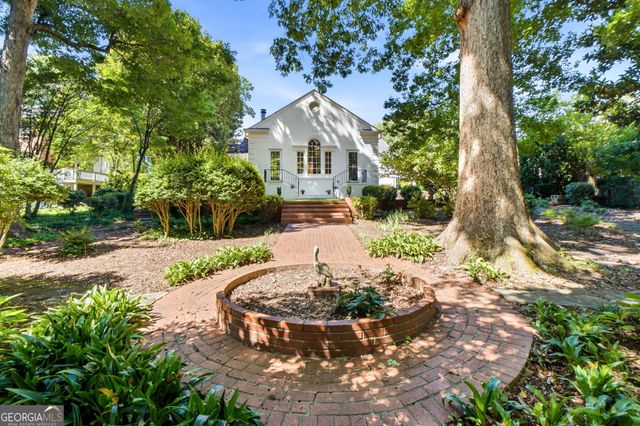 517 E College Street, Griffin, GA 30224