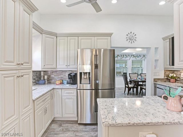 784 11th ST N, Naples, FL 34102