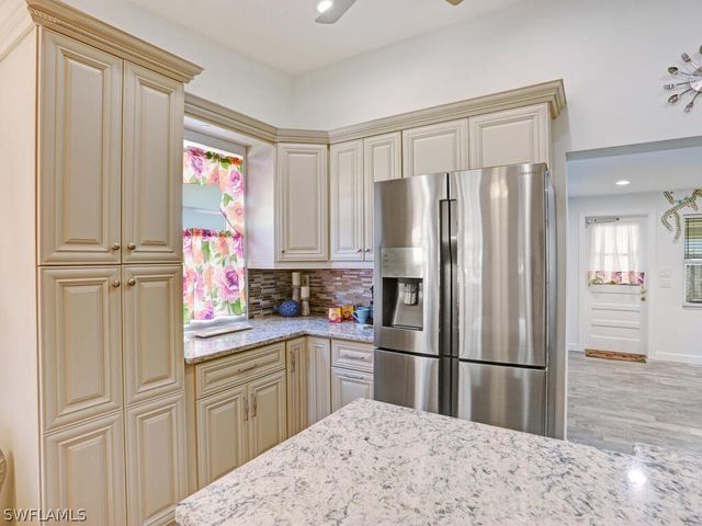 784 11th ST N, Naples, FL 34102