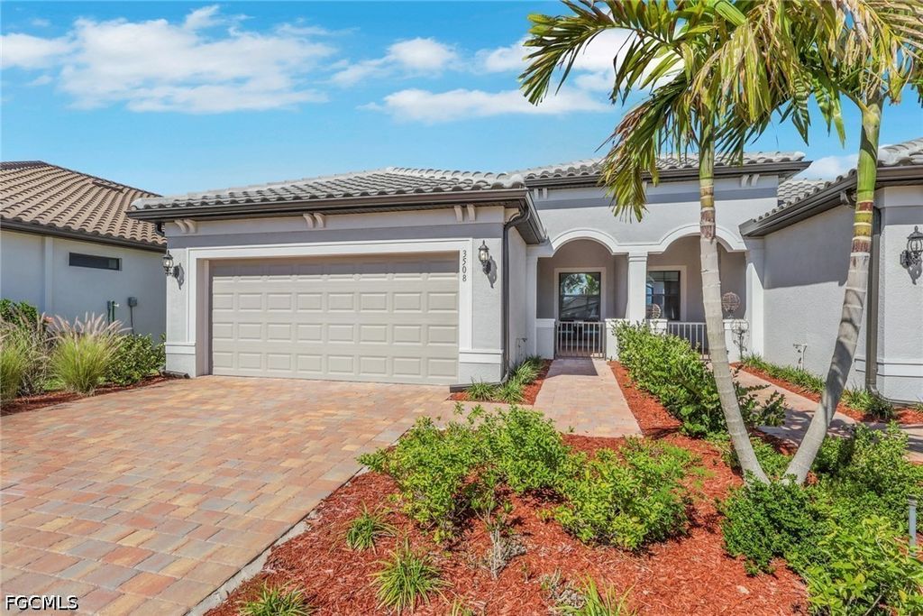 3508 Stoneville DR, Alva, FL 33920