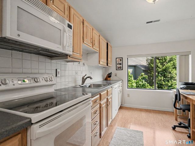 123 Old Belden Hill Road 26, Norwalk, CT 06850