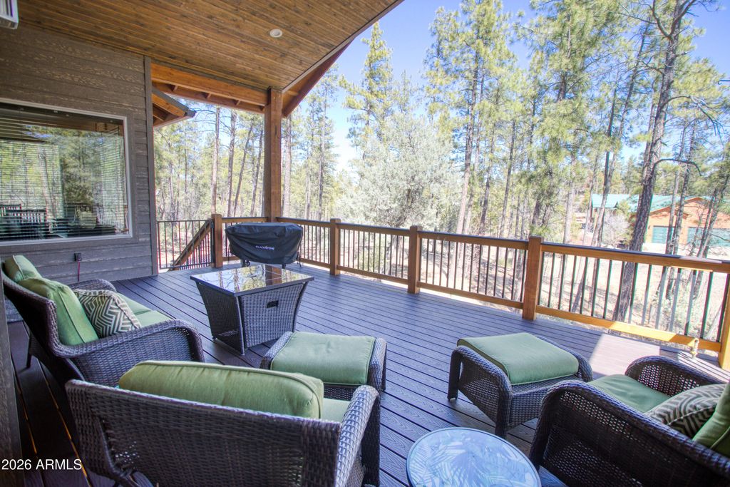 Image 22 of property listing at 1150 W Snow Creek Trail, Show Low, AZ 85901