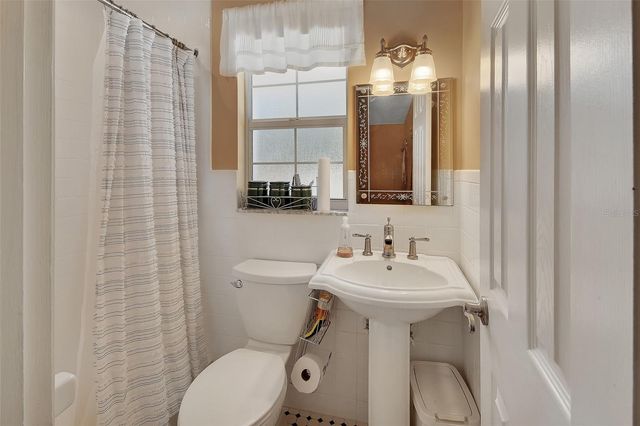 150 LAKE WINNEMISSETT DRIVE, Deland, FL 32724