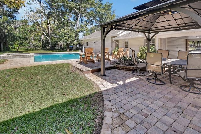 150 LAKE WINNEMISSETT DRIVE, Deland, FL 32724