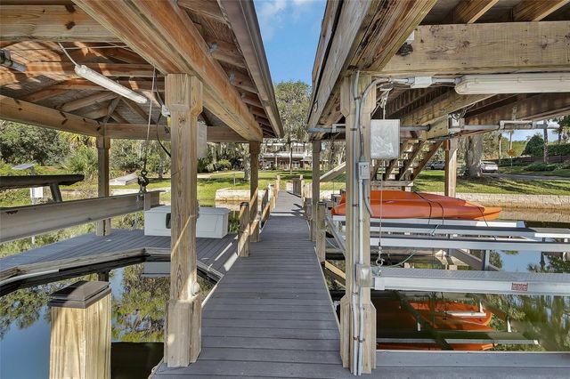 150 LAKE WINNEMISSETT DRIVE, Deland, FL 32724