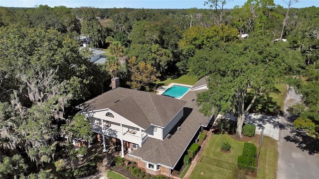 150 LAKE WINNEMISSETT DRIVE, Deland, FL 32724