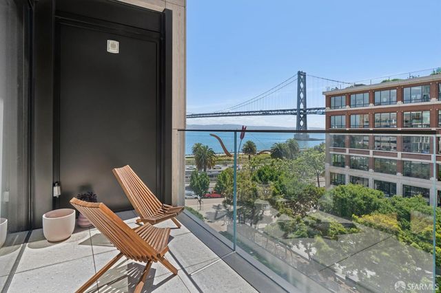 1 Steuart Lane 604, San Francisco, CA 94105