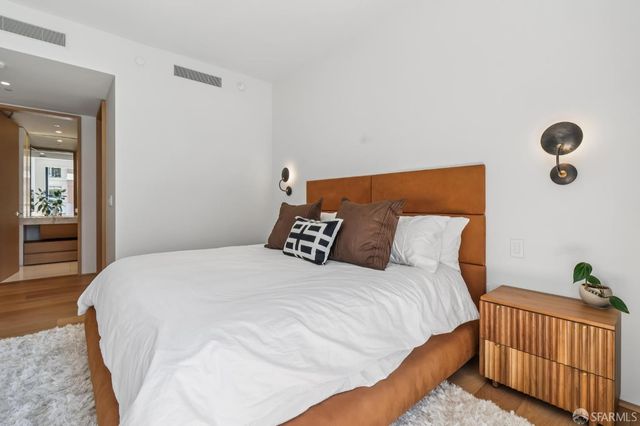 1 Steuart Lane 604, San Francisco, CA 94105
