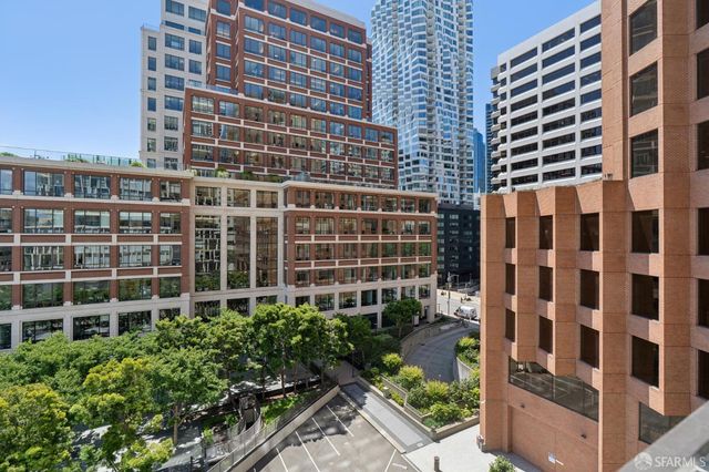 1 Steuart Lane 604, San Francisco, CA 94105
