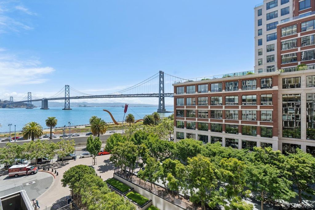 1 Steuart Lane 604, San Francisco, CA 94105