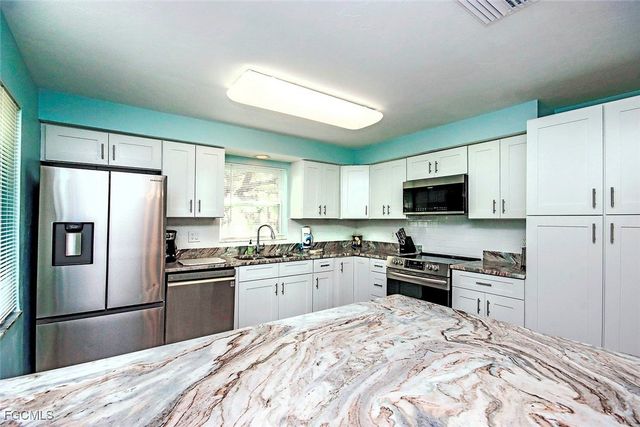 4560 Brainard Bayou RD, Sanibel, FL 33957