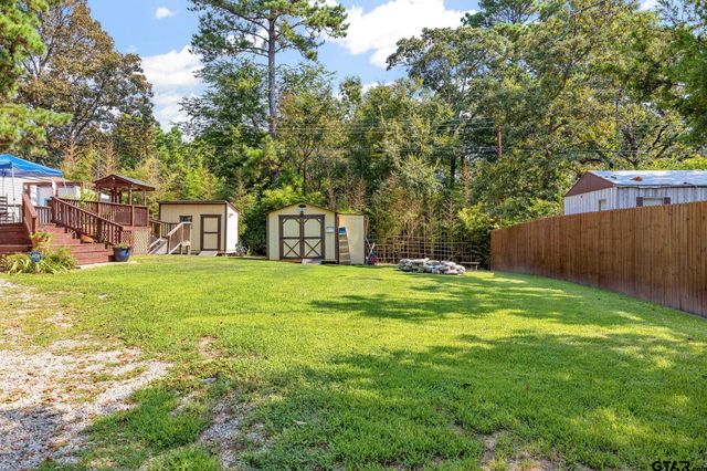 16964 Pine Trail Dr, Flint, TX 75762