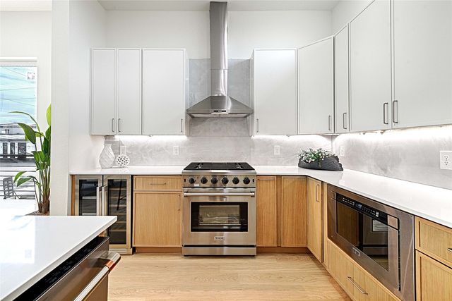 4739 Gretna Street 202, Dallas, TX 75207