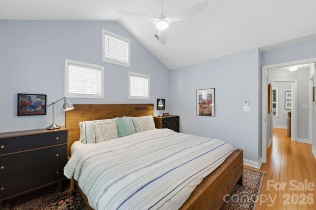 1016 W 1st Street, Charlotte, NC 28202