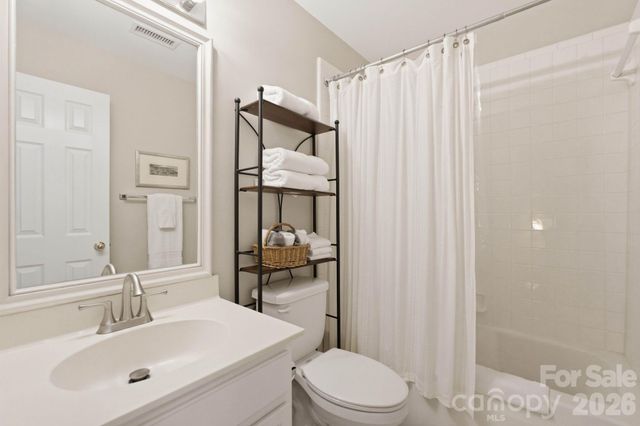 1016 W 1st Street, Charlotte, NC 28202