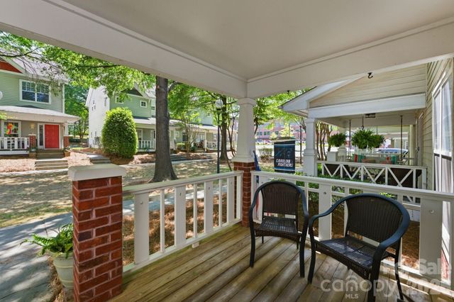 1016 W 1st Street, Charlotte, NC 28202