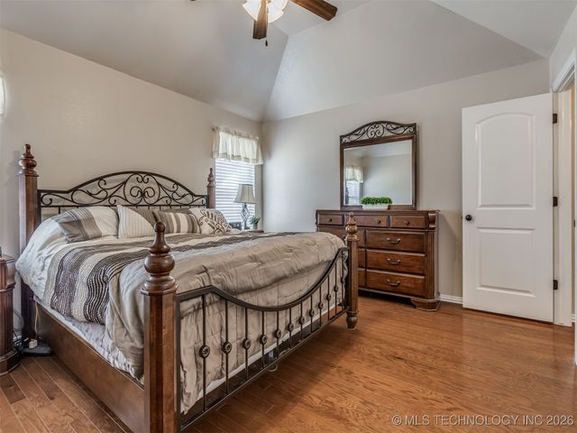 5129 S Skylane Drive W, Sand Springs, OK 74063