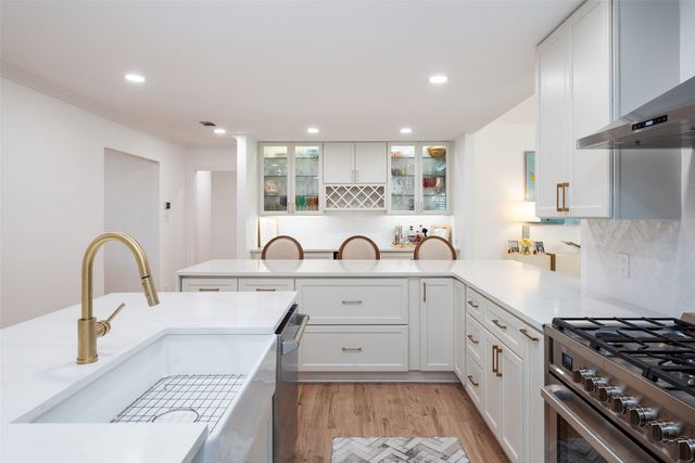 5820 Royal Crest Drive, Dallas, TX 75230