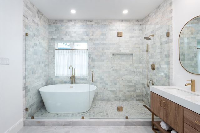 5820 Royal Crest Drive, Dallas, TX 75230